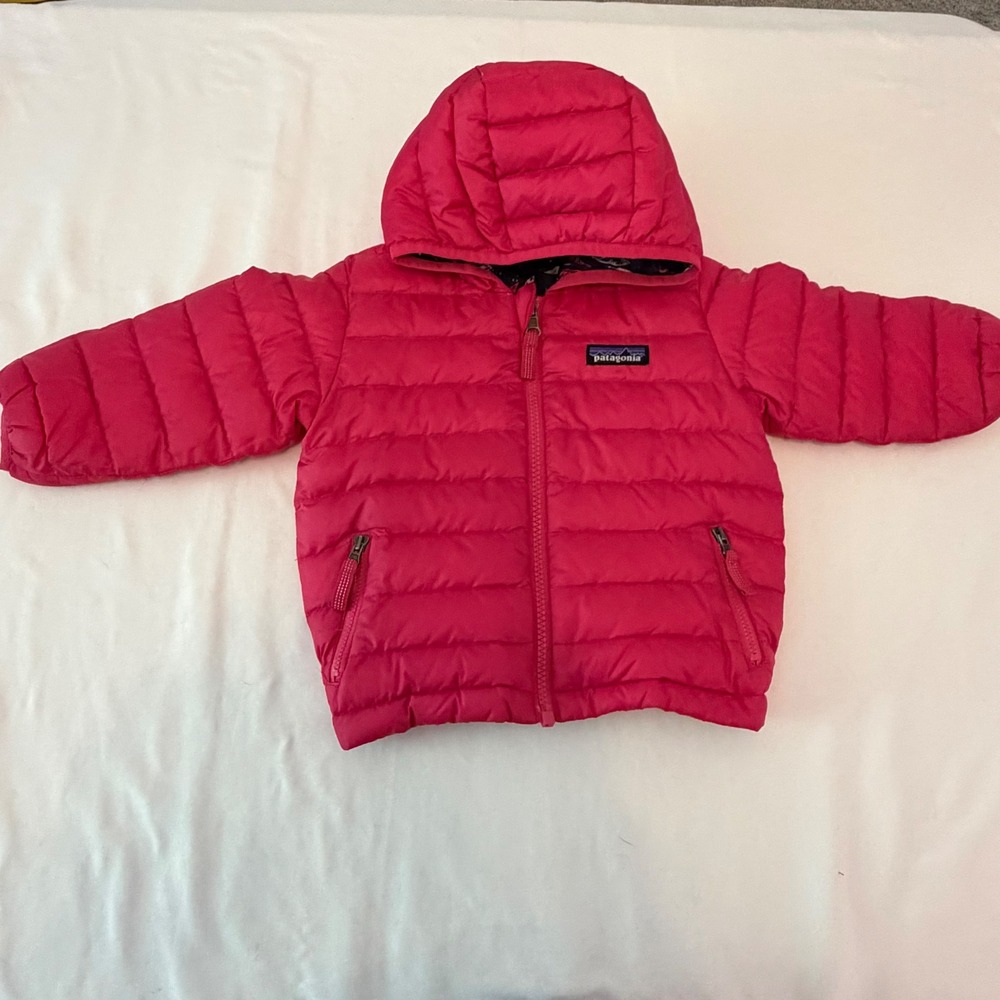 Patagonia Kids Pink Reversible Down Sweater Hoody Puffer Jacket 9 Months
